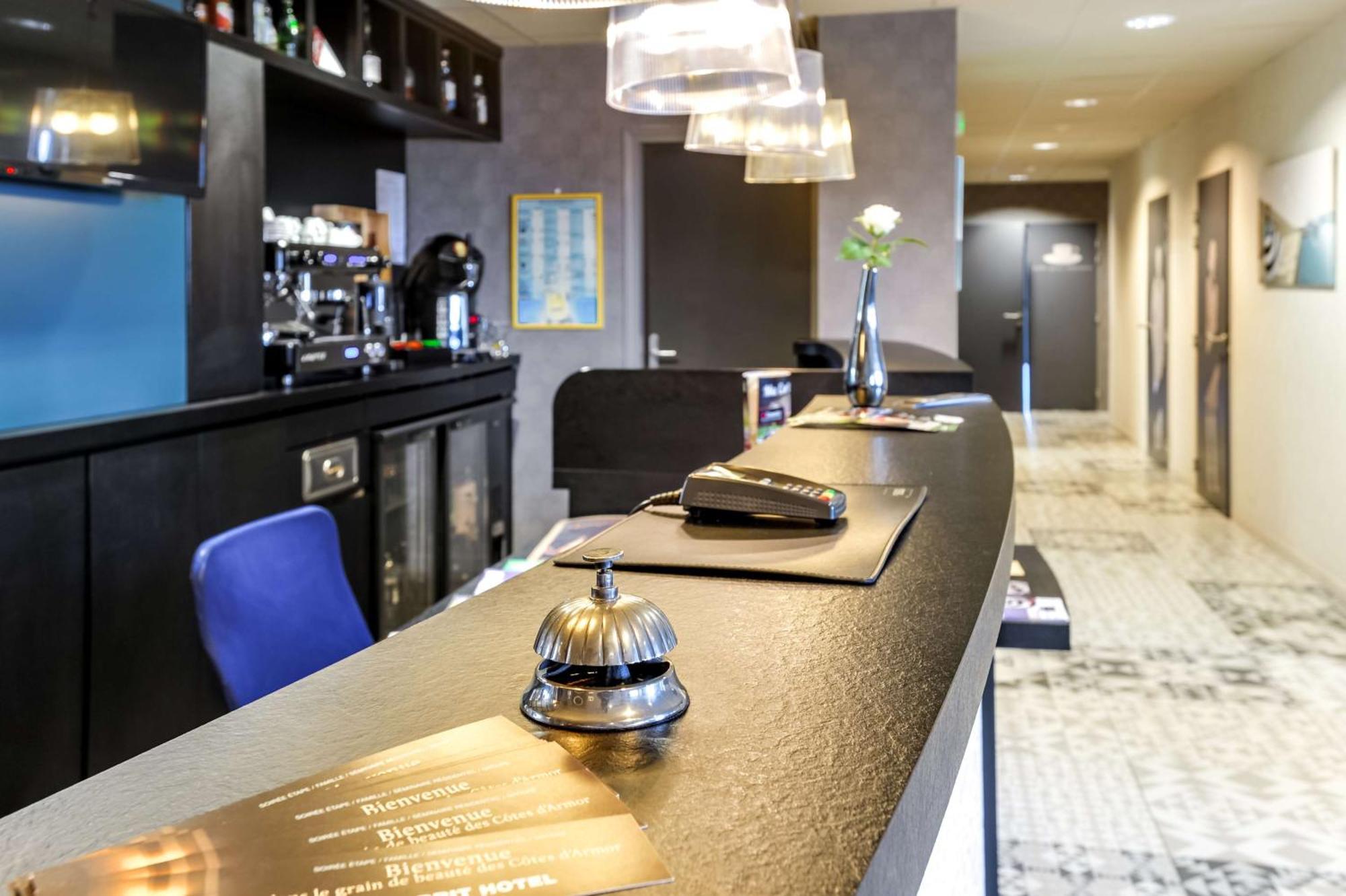 Brit Hotel Le Galion & Spa บินิค ภายนอก รูปภาพ